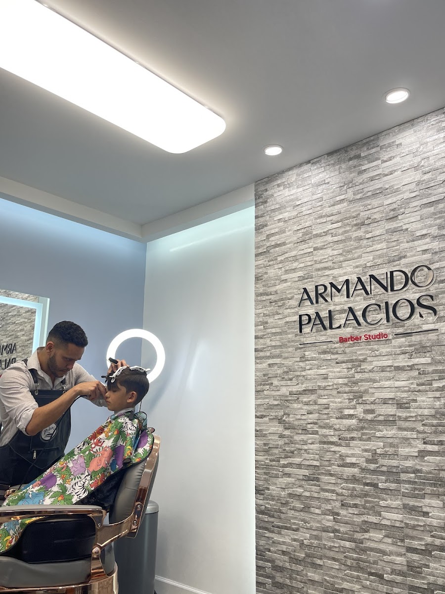 Armando Palacios Barber Studio - Brickell - photo 2